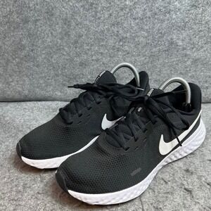 Nike Revolution 5 Womens Running Shoes Black White Sneakers BQ3207-002 Size 9